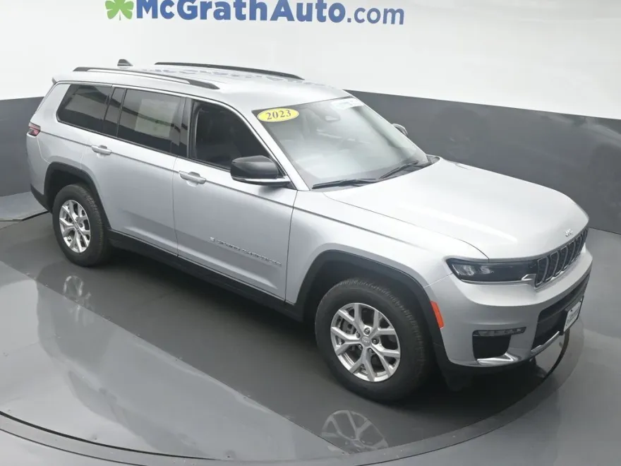 2023 Jeep Grand Cherokee Limited photo 1