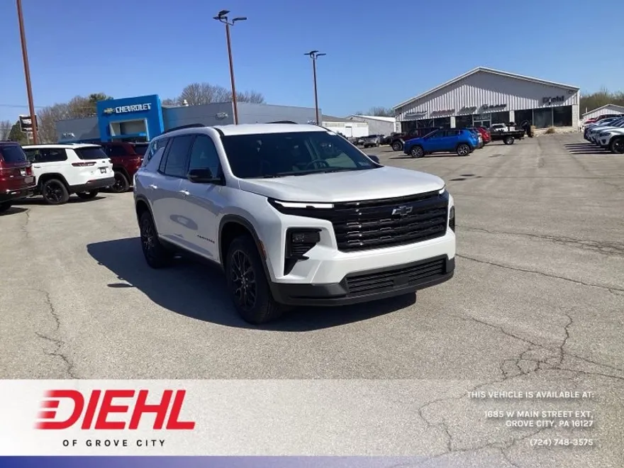 2025 Chevrolet Traverse photo 1