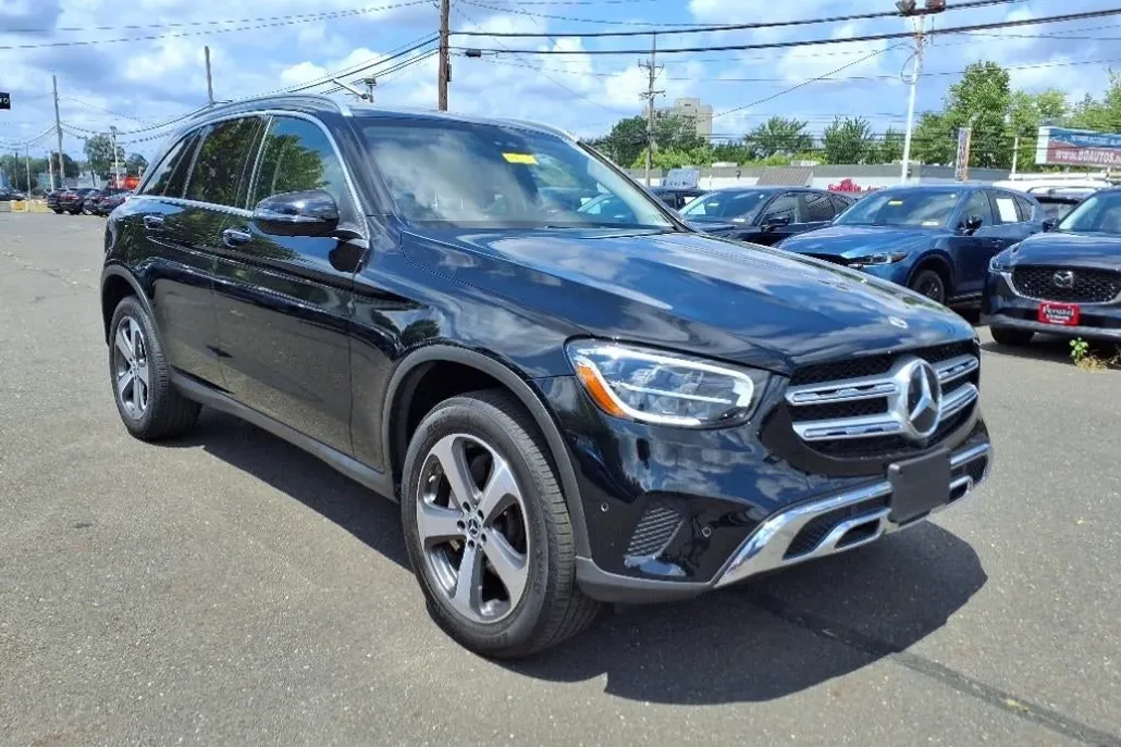 2022 Mercedes Benz GLC 300 4MATIC photo 1