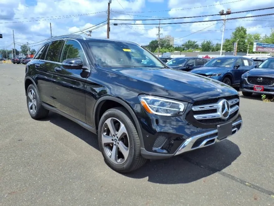 2022 Mercedes Benz GLC 300 4MATIC photo 1
