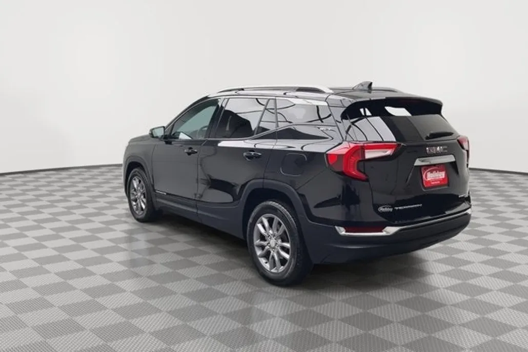 2024 Gmc Terrain SLT photo 1