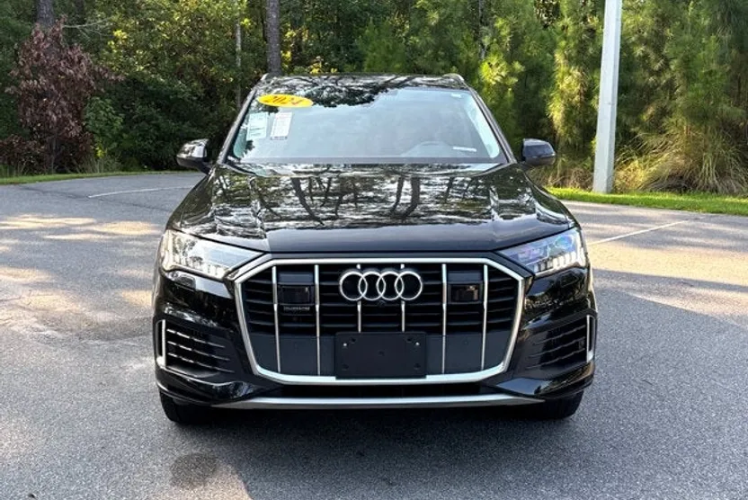 2024 Audi Q7 55 Premium Plus photo 1