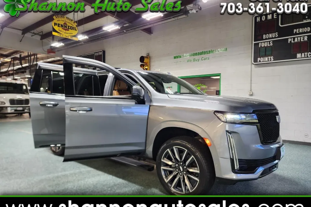 2021 Cadillac Escalade ESV Sport photo 1