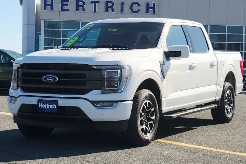 2022 Ford F-150 Lariat photo 1