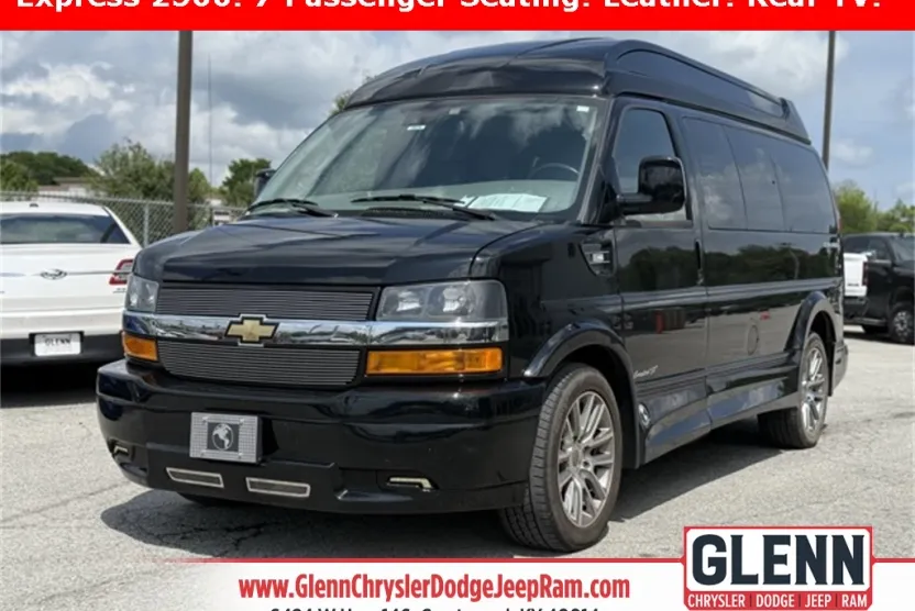 2021 Chevrolet Express 2500 LS photo 1