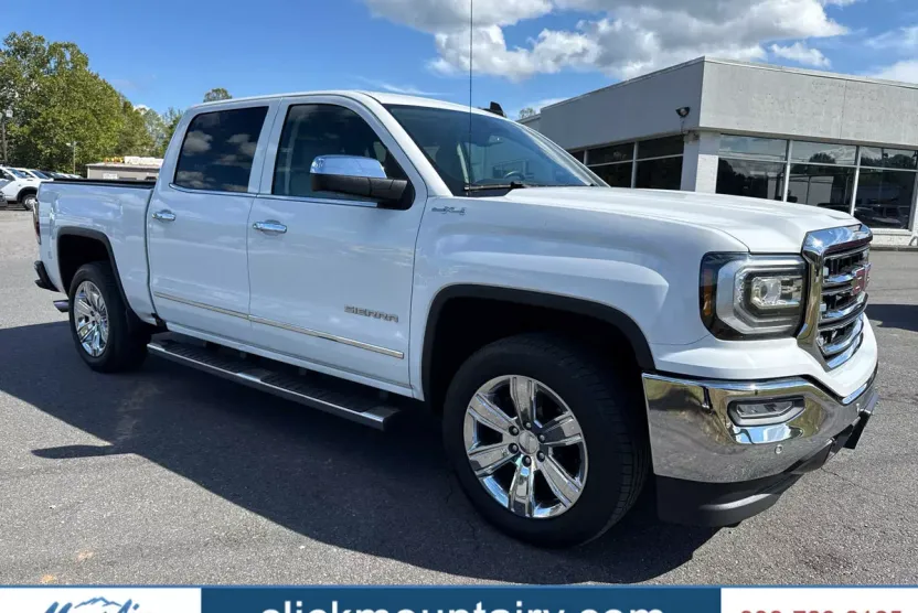2017 Gmc Sierra 1500 SLT photo 1