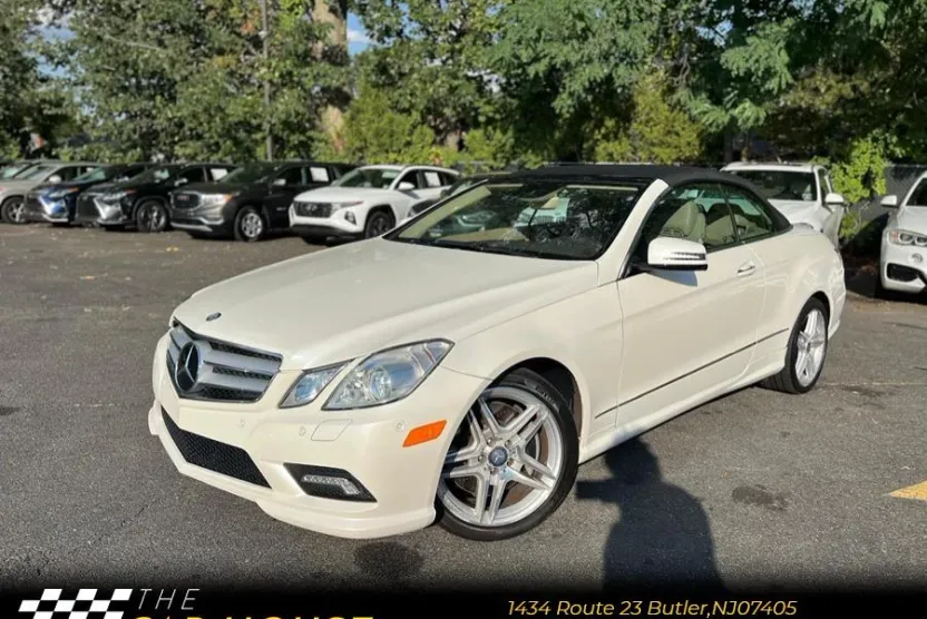 2011 Mercedes Benz E Cabriolet 550 photo 1