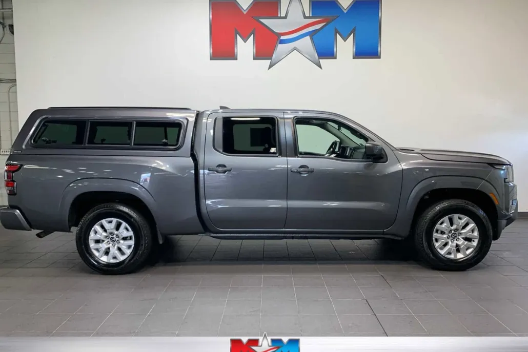 2024 Nissan Frontier SV Crew Cab photo 1