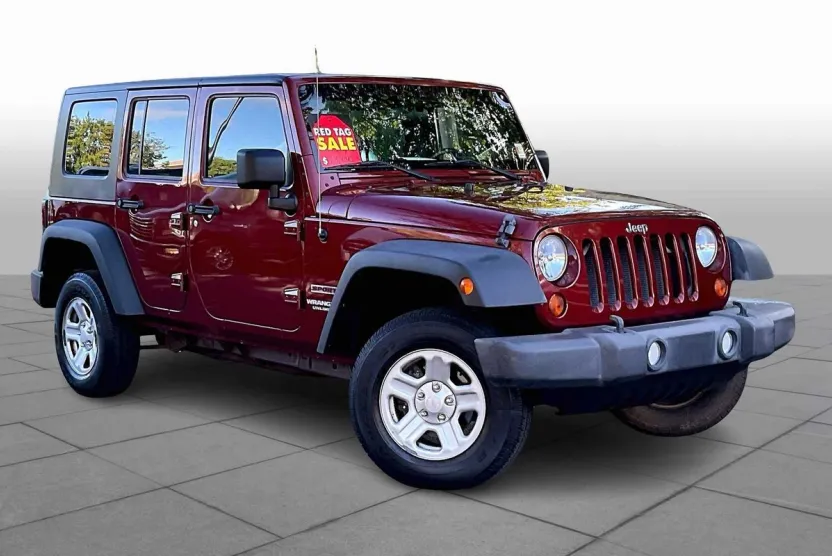2010 Jeep Wrangler Unlimited X photo 1