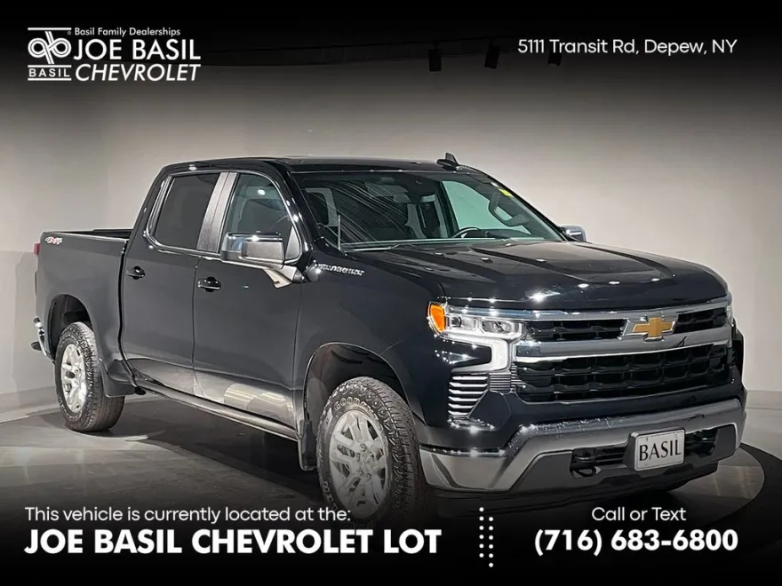 2023 Chevrolet Silverado 1500 LT photo 1