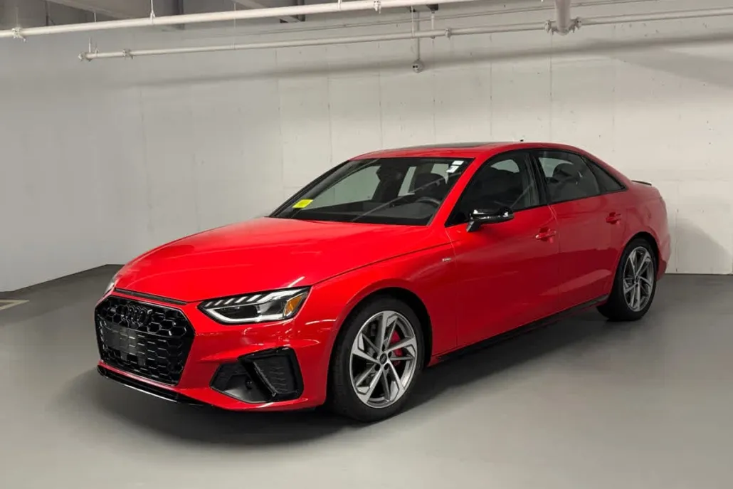 2024 Audi A4 S line Premium Plus photo 1