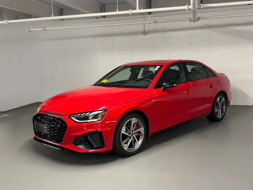 2024 Audi A4 S line Premium Plus photo 1