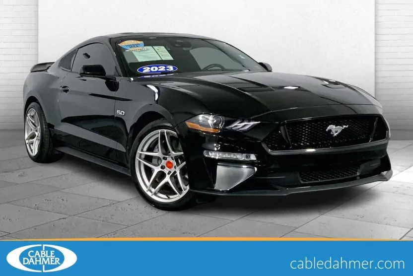 2023 Ford Mustang GT photo 1