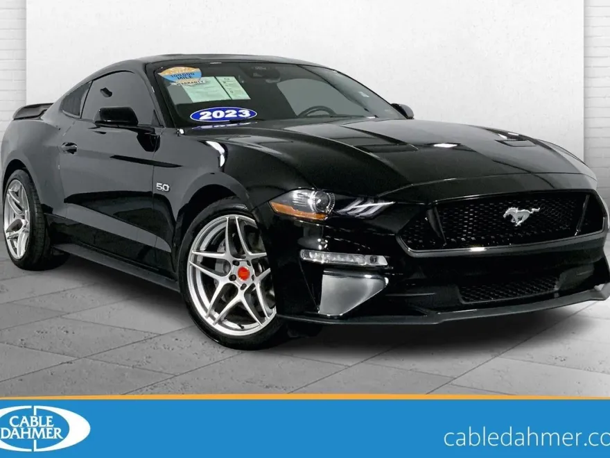 2023 Ford Mustang GT photo 1