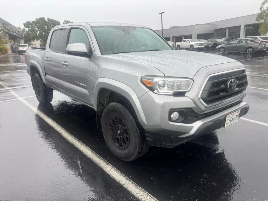 2021 Toyota Tacoma SR5 photo 1