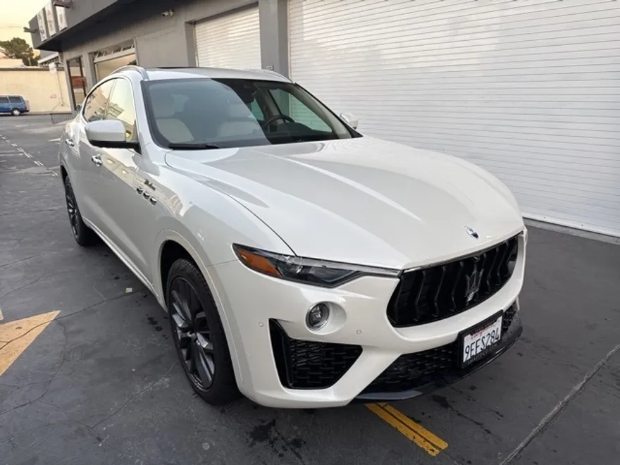 2022 Maserati Levante Modena photo 1