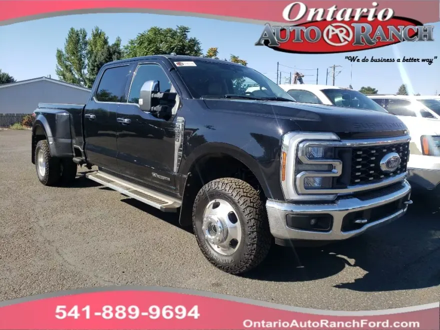 2024 Ford F-350 Lariat photo 1