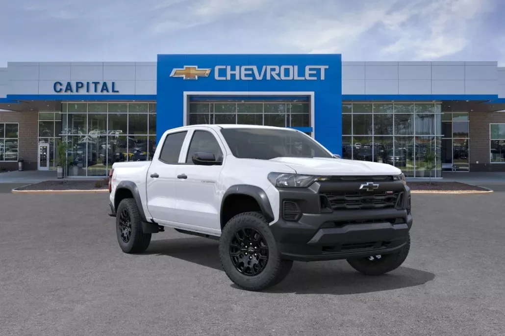 2026 Chevrolet Colorado Trail Boss photo 1