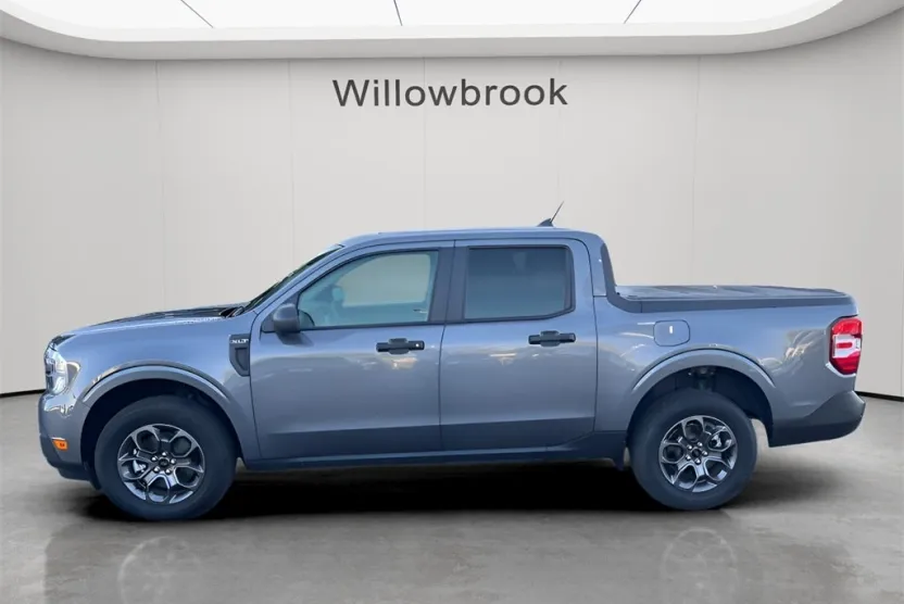 2024 Ford Maverick XLT photo 1