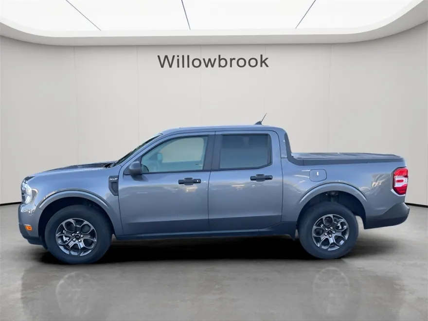 2024 Ford Maverick XLT photo 1