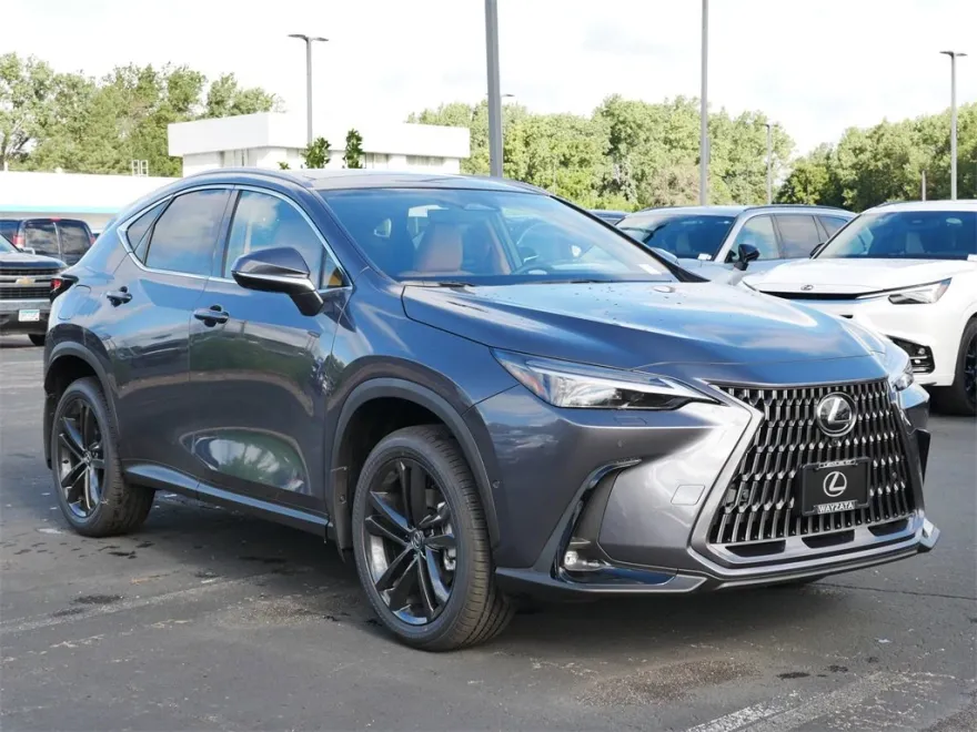 2025 Lexus NX 450h+ Luxury AWD photo 1