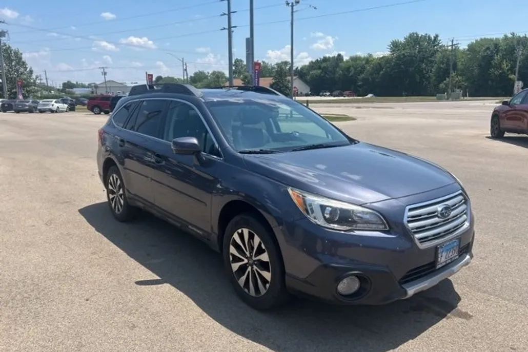 2017 Subaru Outback 2.5i Limited photo 1