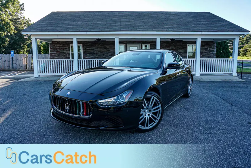 2017 Maserati Ghibli photo 1