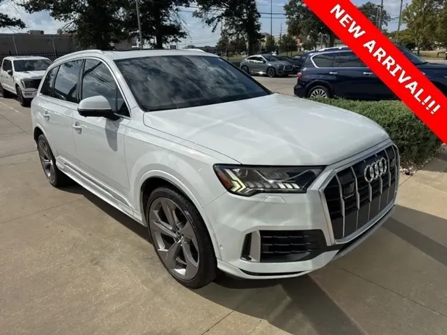 2021 Audi Q7 55 Prestige photo 1