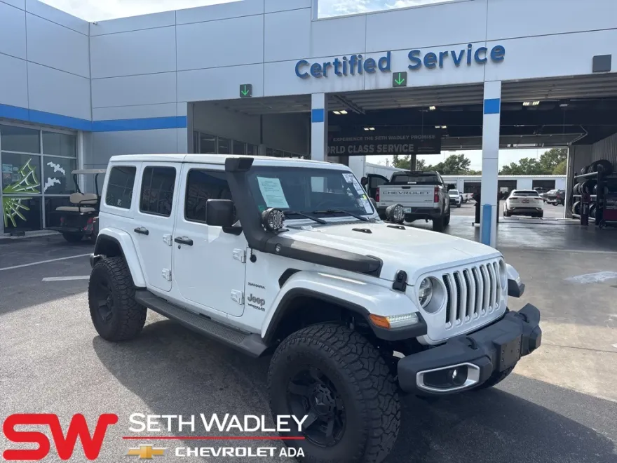 2018 Jeep Wrangler Unlimited Sahara photo 1