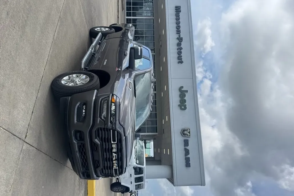 2025 Ram 2500 Big Horn photo 1