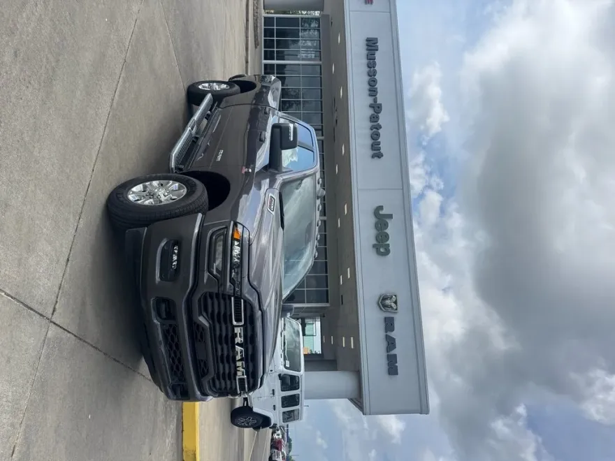 2025 Ram 2500 Big Horn photo 1