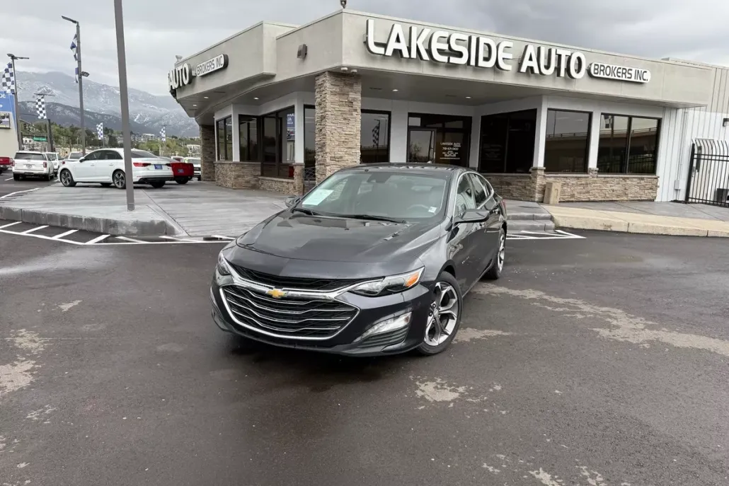 2023 Chevrolet Malibu 1LT photo 1