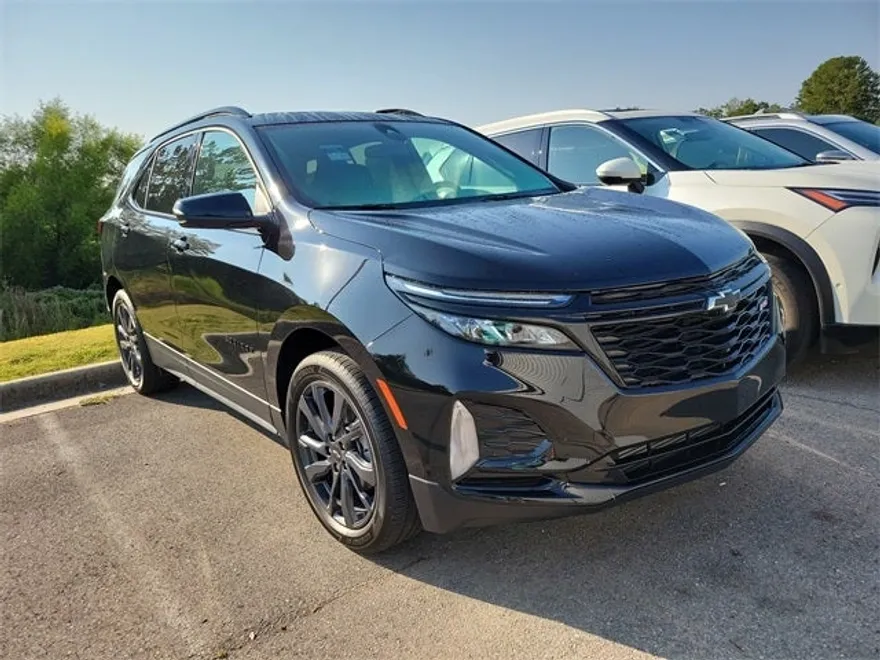 2024 Chevrolet Equinox RS photo 1