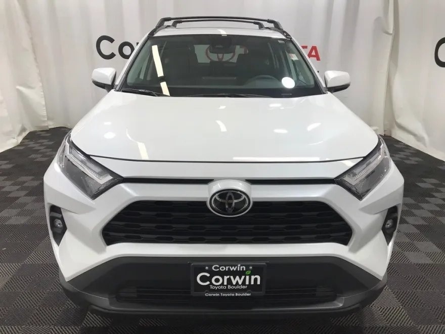 2025 Toyota RAV4 XLE Premium photo 1