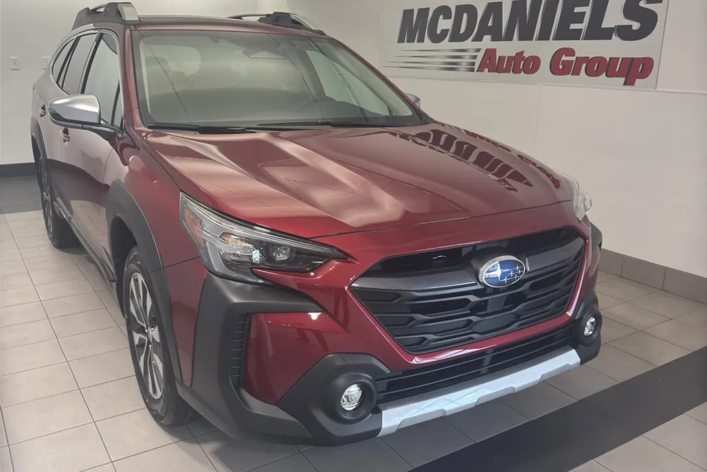 2025 Subaru Outback Touring XT photo 1