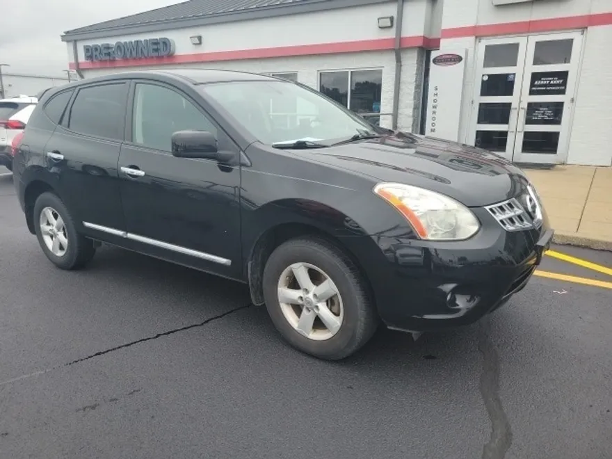 2013 Nissan Rogue S photo 1