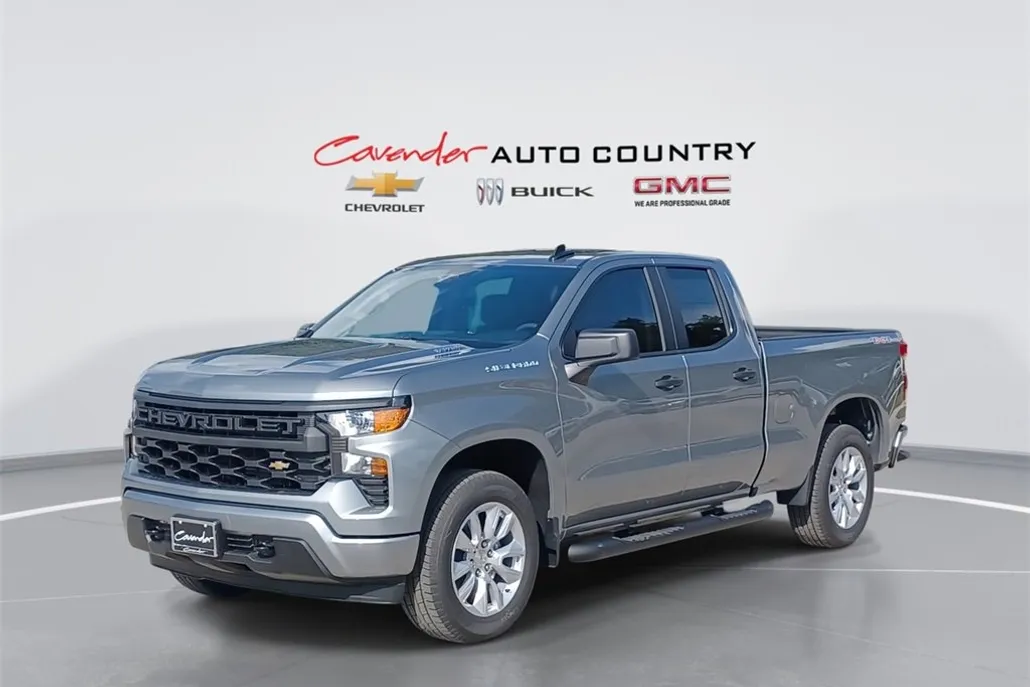 2026 Chevrolet Silverado 1500 Custom photo 1