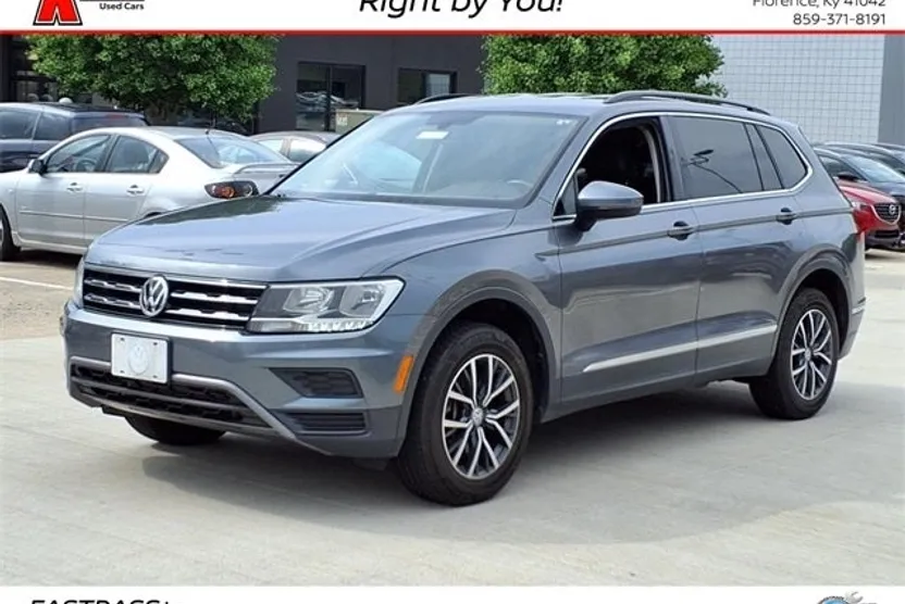 2020 Volkswagen Tiguan SE photo 1