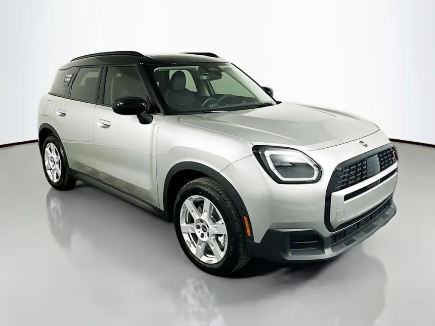 2025 Mini Countryman S ALL4 photo 1