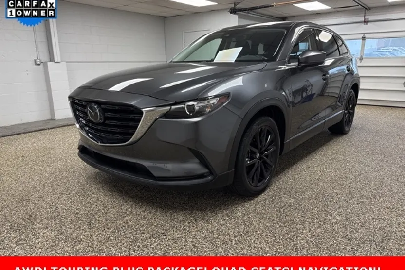 2023 Mazda CX-9 Touring photo 1