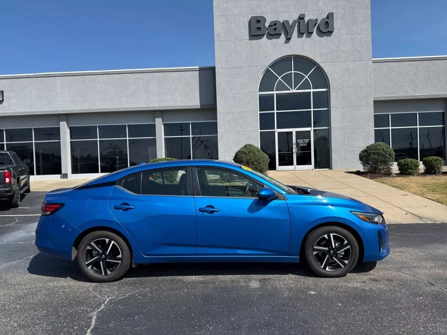 2024 Nissan Sentra SV photo 1