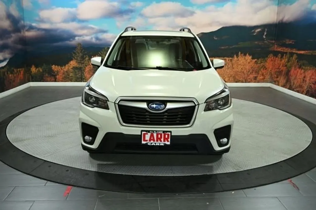 2021 Subaru Forester Premium photo 1