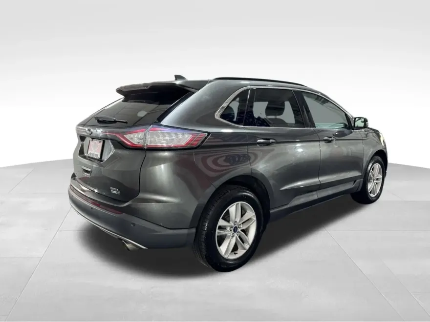 2018 Ford Edge SEL photo 1