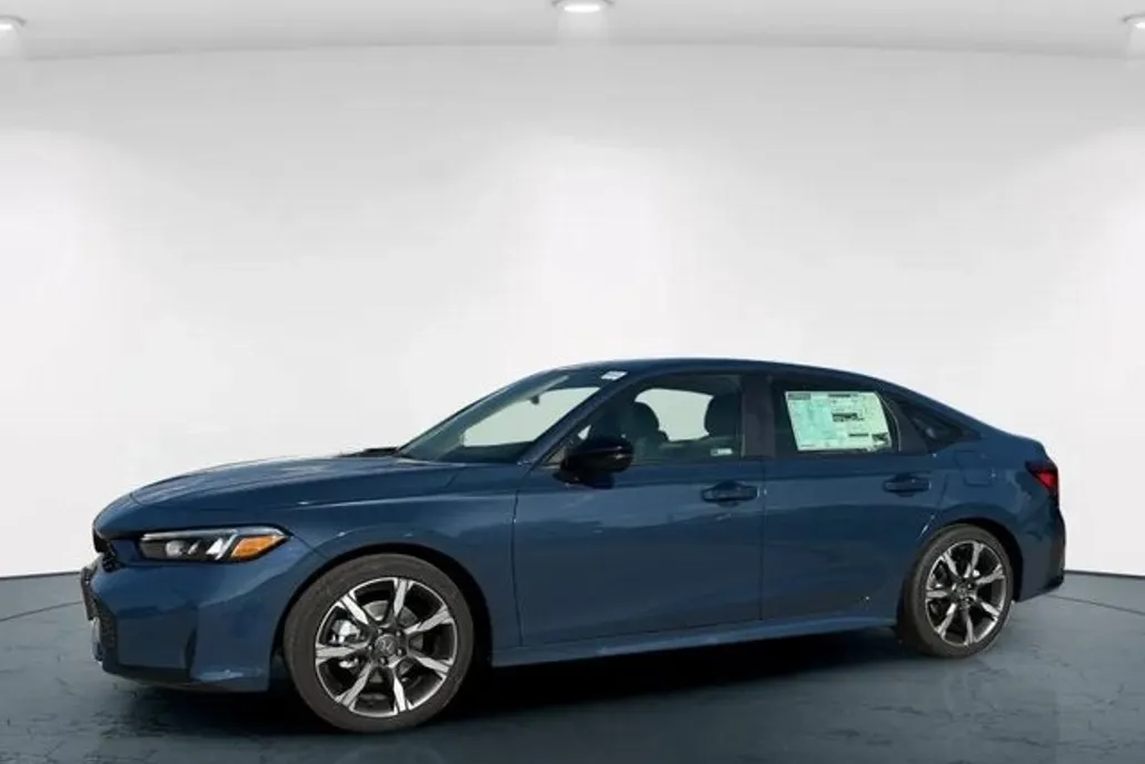 2025 Honda Civic Sport Touring photo 1