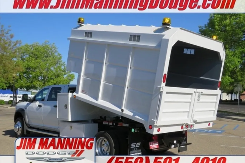 2023 Ram 5500 Tradesman photo 1