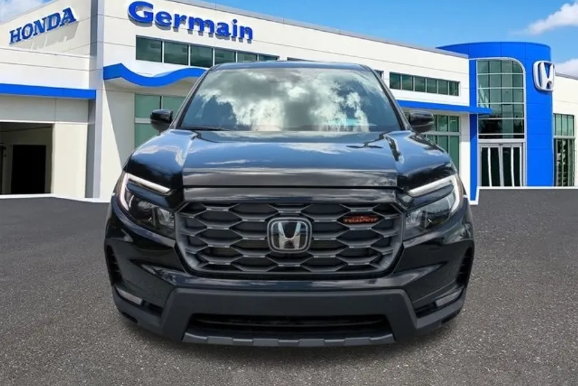 2025 Honda Ridgeline TrailSport photo 1