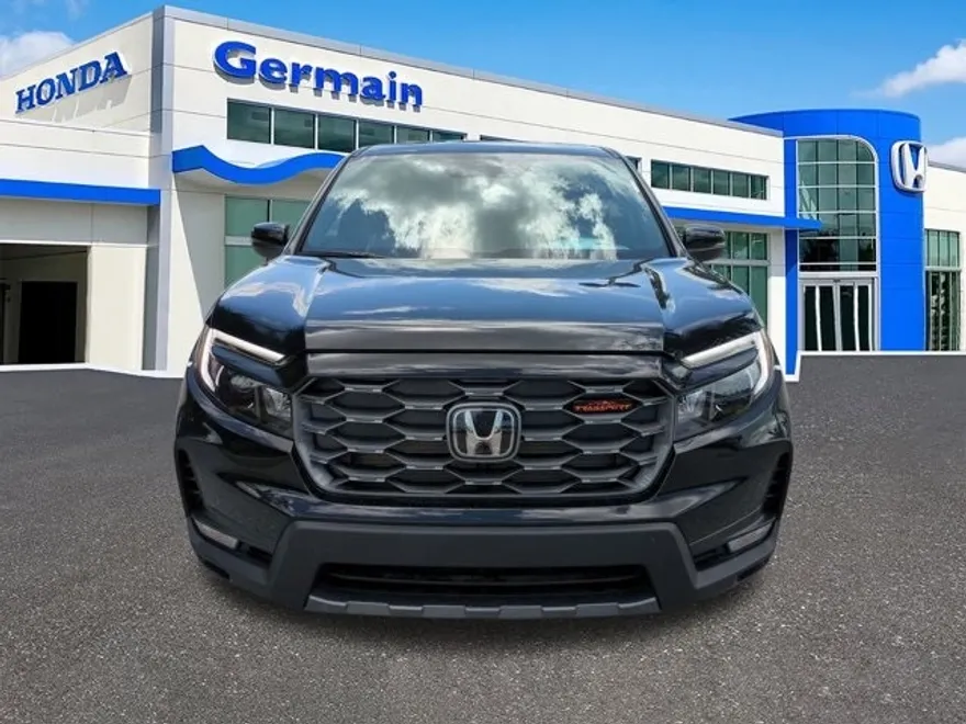 2025 Honda Ridgeline TrailSport photo 1