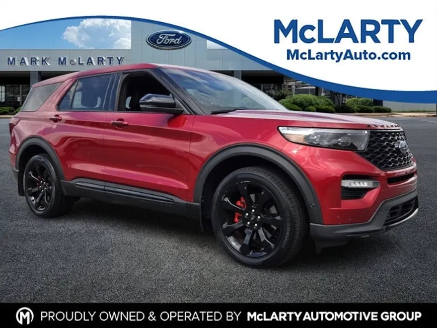 2022 Ford Explorer ST photo 1