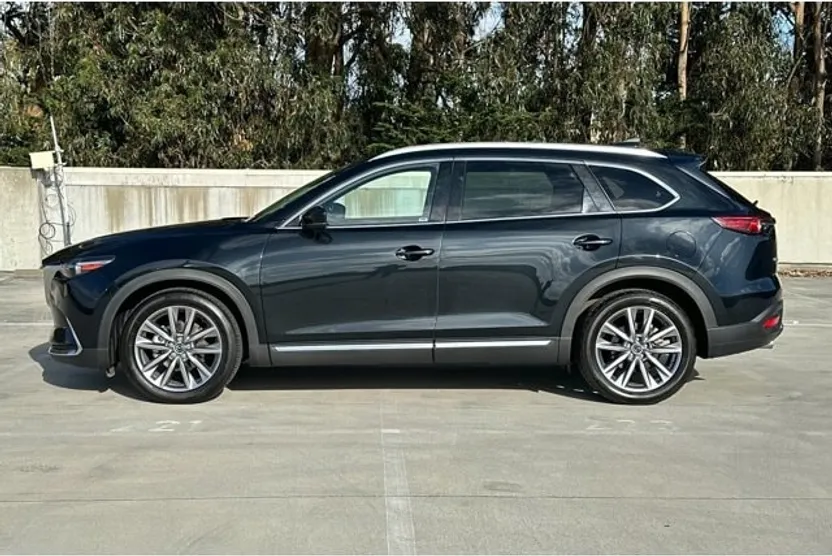 2023 Mazda CX-9 Grand Touring photo 1
