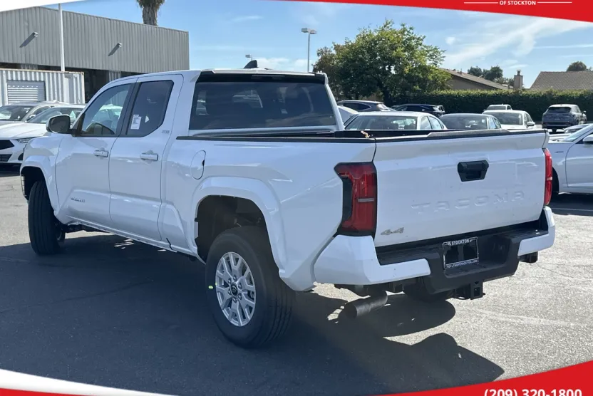 2025 Toyota Tacoma SR5 Double Cab photo 1